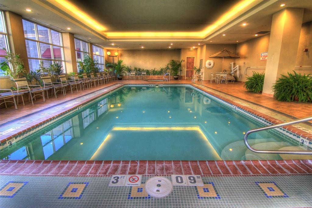 Hotel Topeka At City Center Bekvämligheter bild